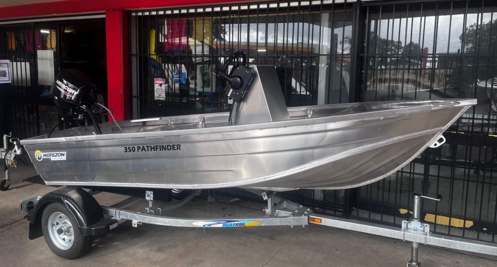 Horizon Aluminium Boats 350 Pathfinder Centre Console
