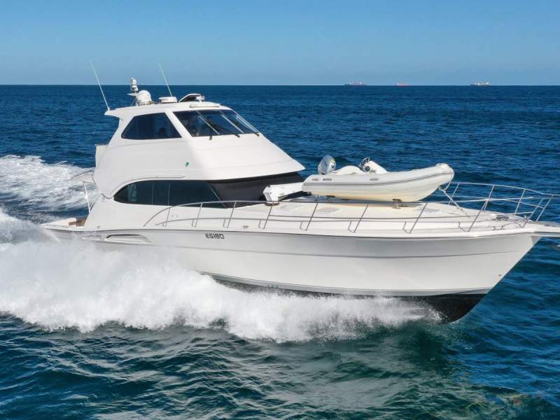 Riviera 58 Enclosed Flybridge