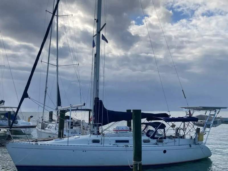 Beneteau 38