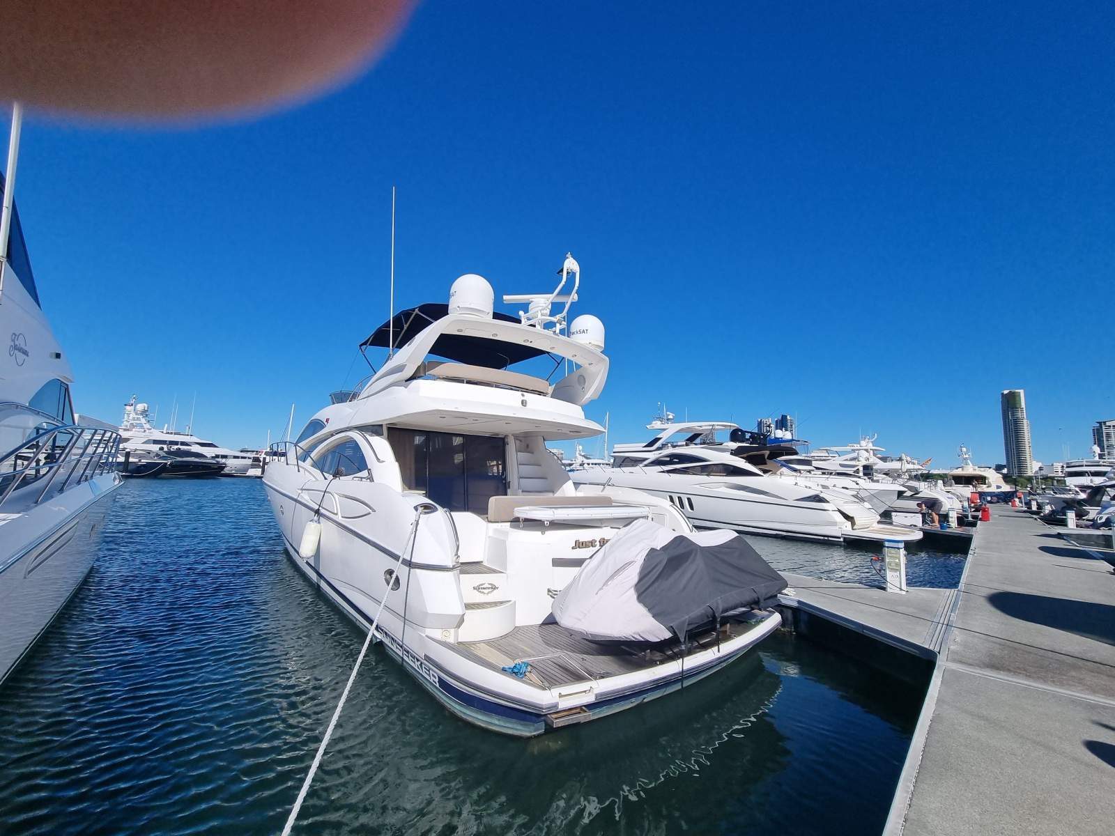 Sunseeker Manhattan 64