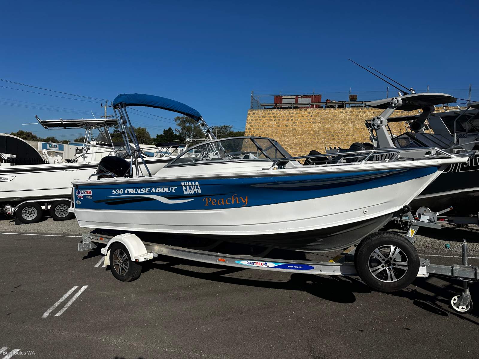 Quintrex 530 Cruiseabout 2014 MODEL 100HP MERCURY 4 STROKE MOTOR 161hrs