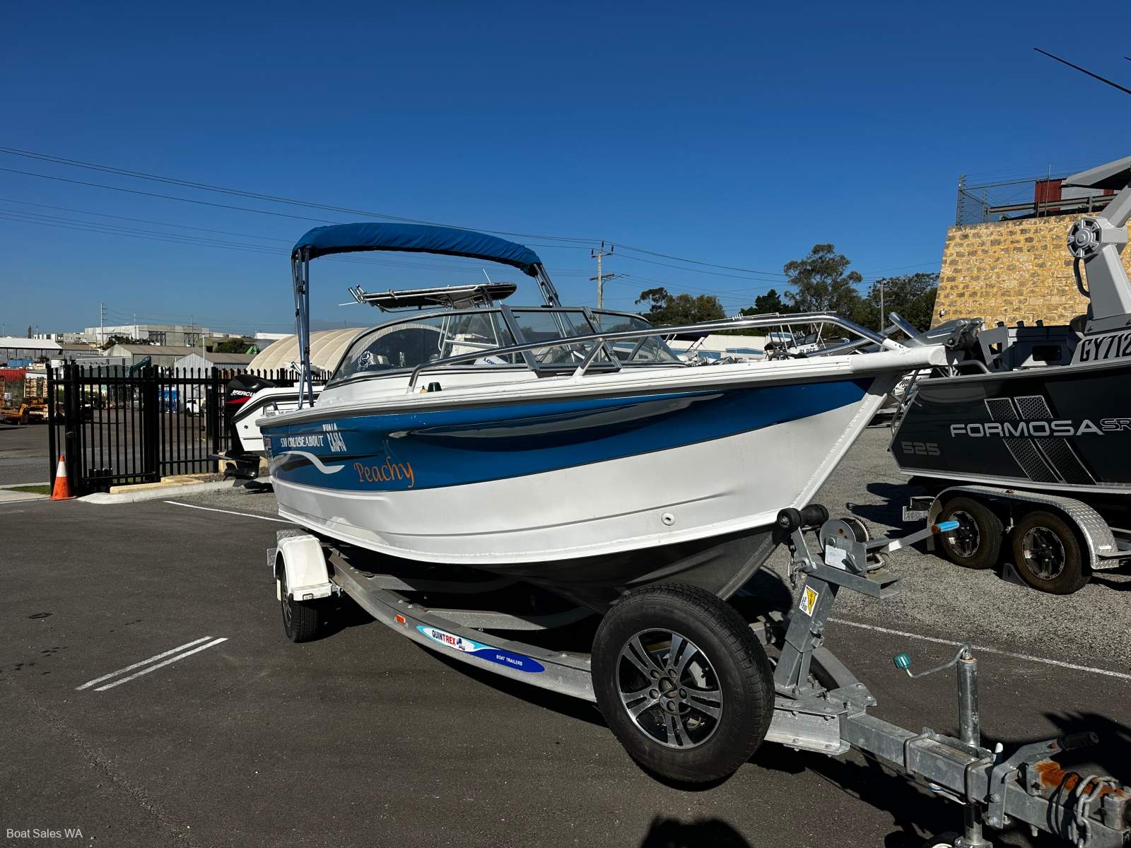 Quintrex 530 Cruiseabout 2014 MODEL 100HP MERCURY 4 STROKE MOTOR 161hrs