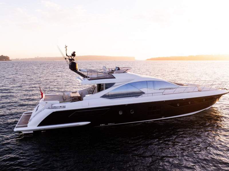 Azimut 77S