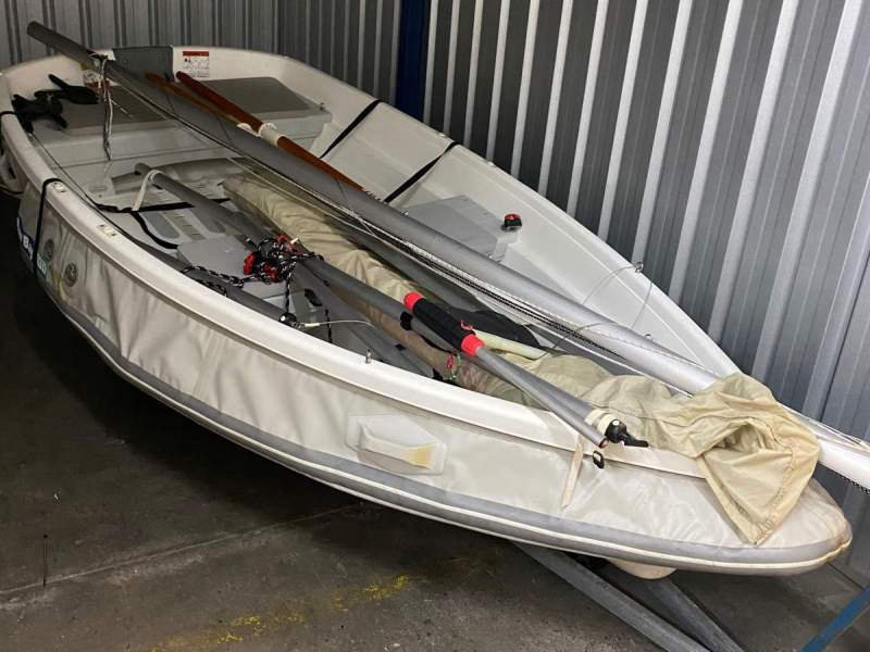 Walker Bay Rid 310 High Performance Sail Kit and 4HP Yamaha 4 Stroke