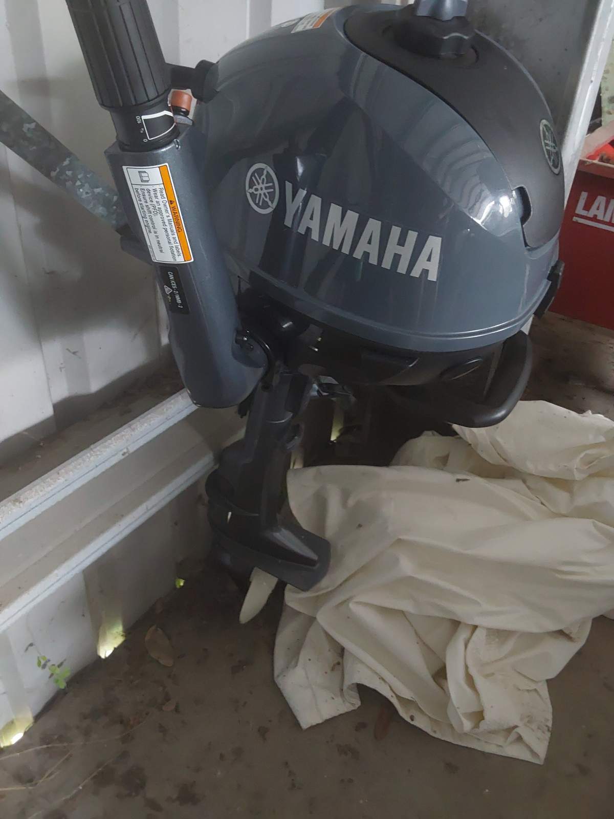 Yamaha 2.5 Four stroke outboard
