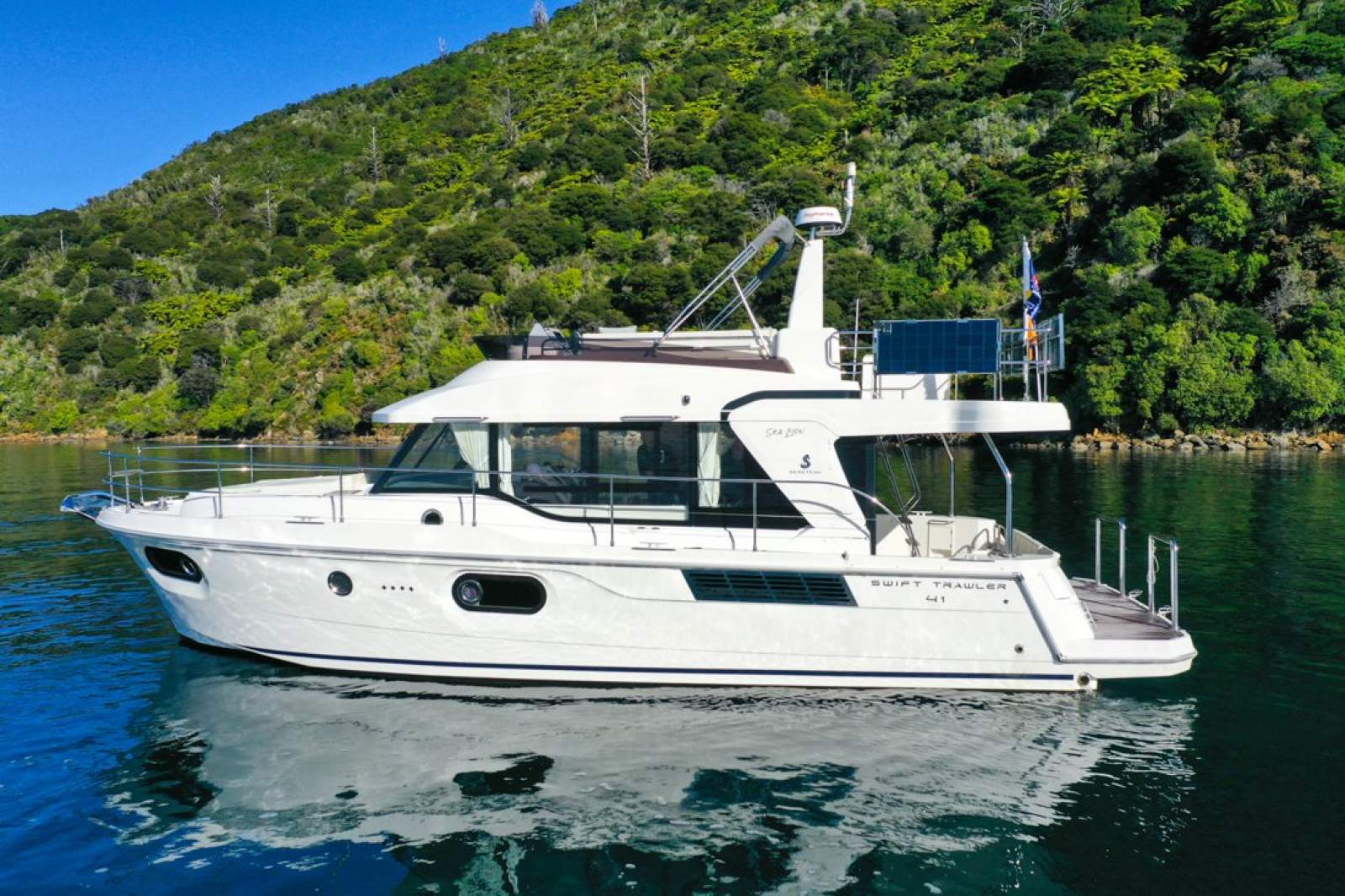 Beneteau Swift Trawler 41 Fly