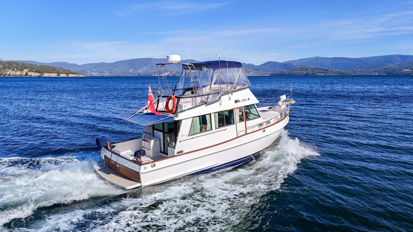 Grand Banks 36 Flybridge Cruiser GREAT CONDITION, PRESTIGIOUS CRUISER!