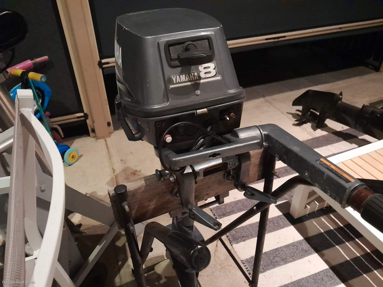 8HP Yamaha Longshaft Outboard