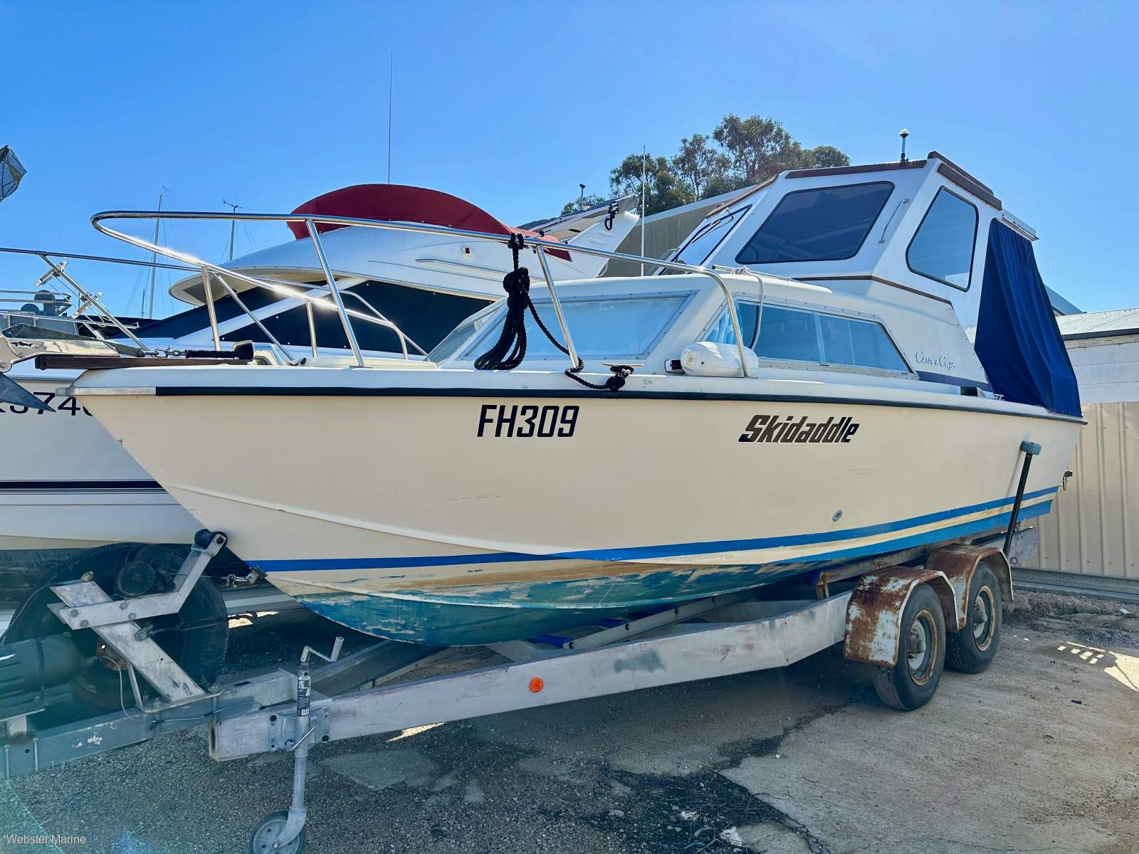 Chris Craft Catalina 24 - Shaft Drive Diesel
