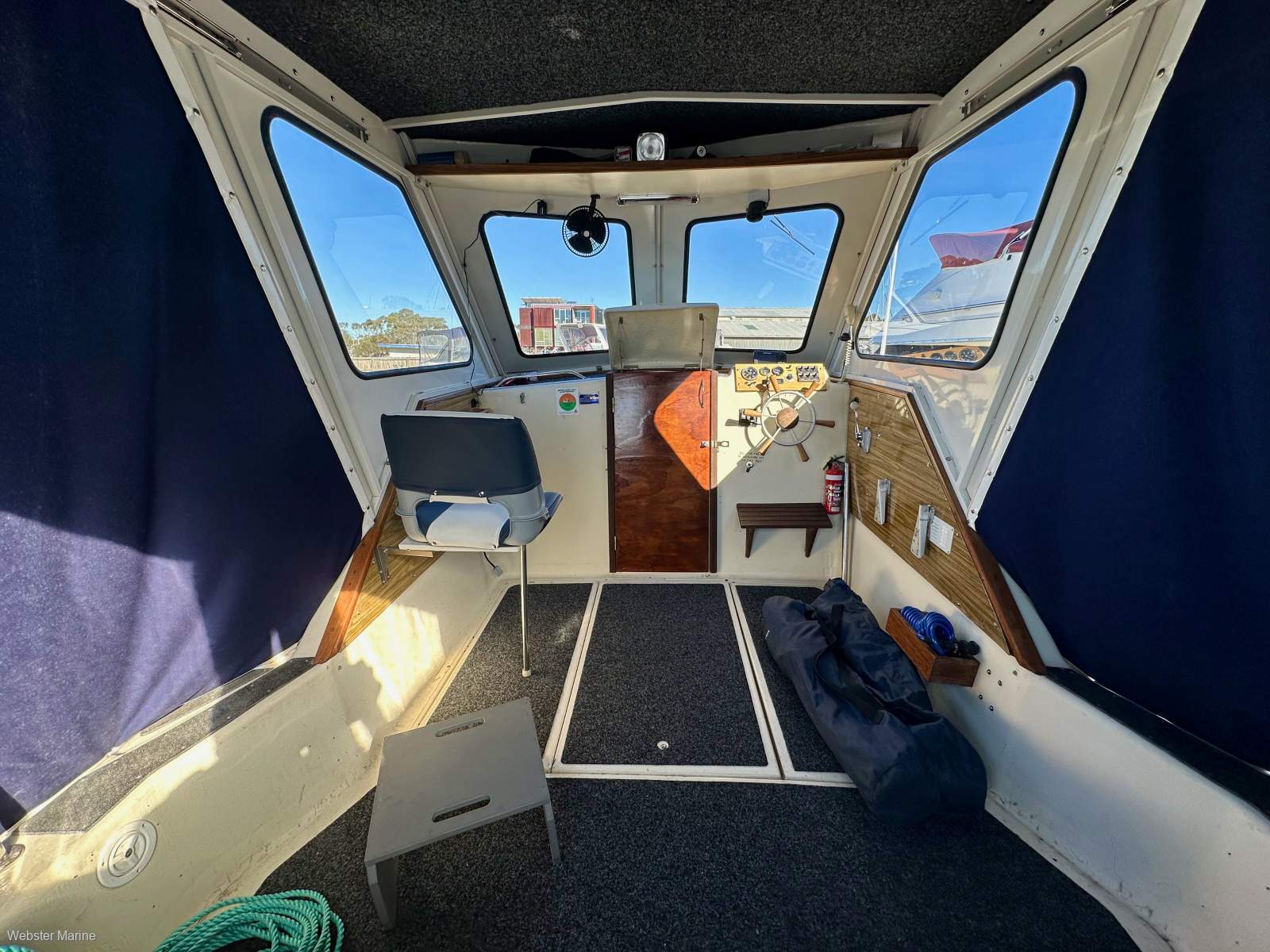 Chris Craft Catalina 24 - Shaft Drive Diesel