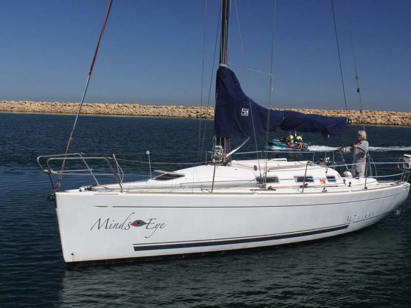 Beneteau First 34.7 Performance Cruiser/Racer