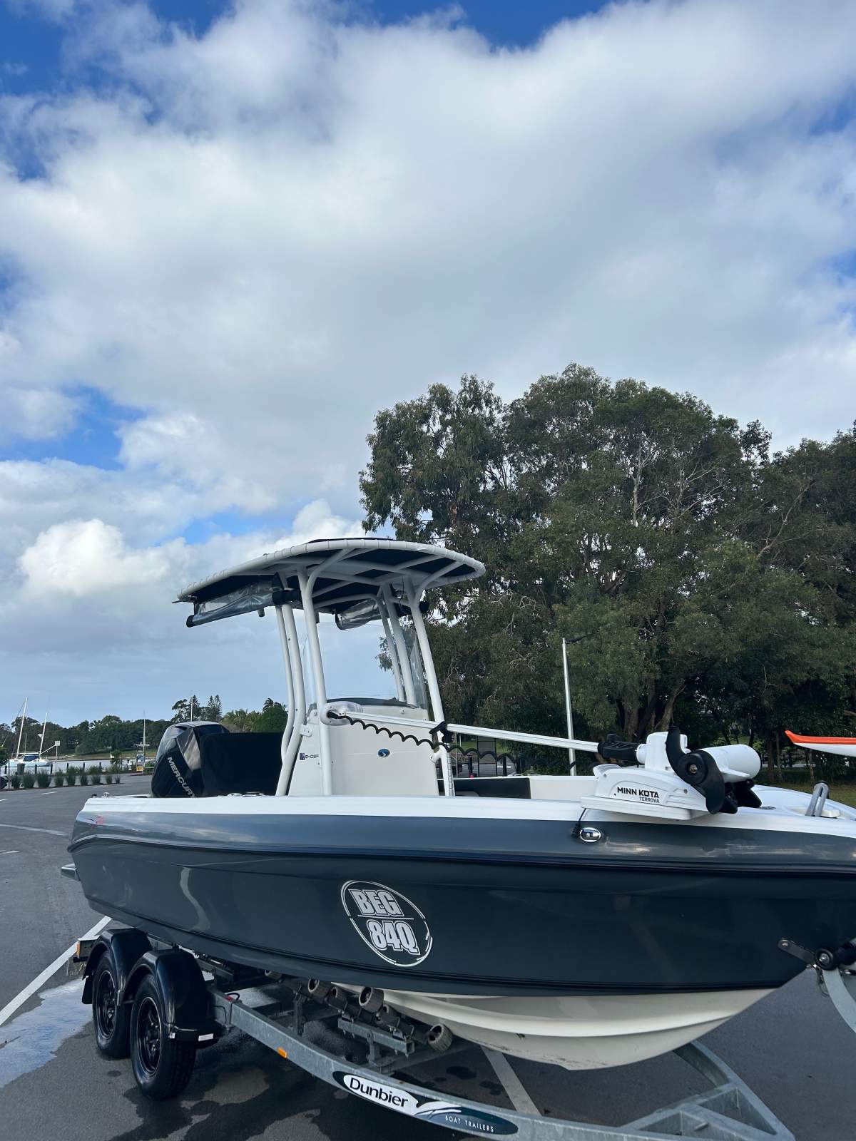 Haines Signature 640SF with Merc 225