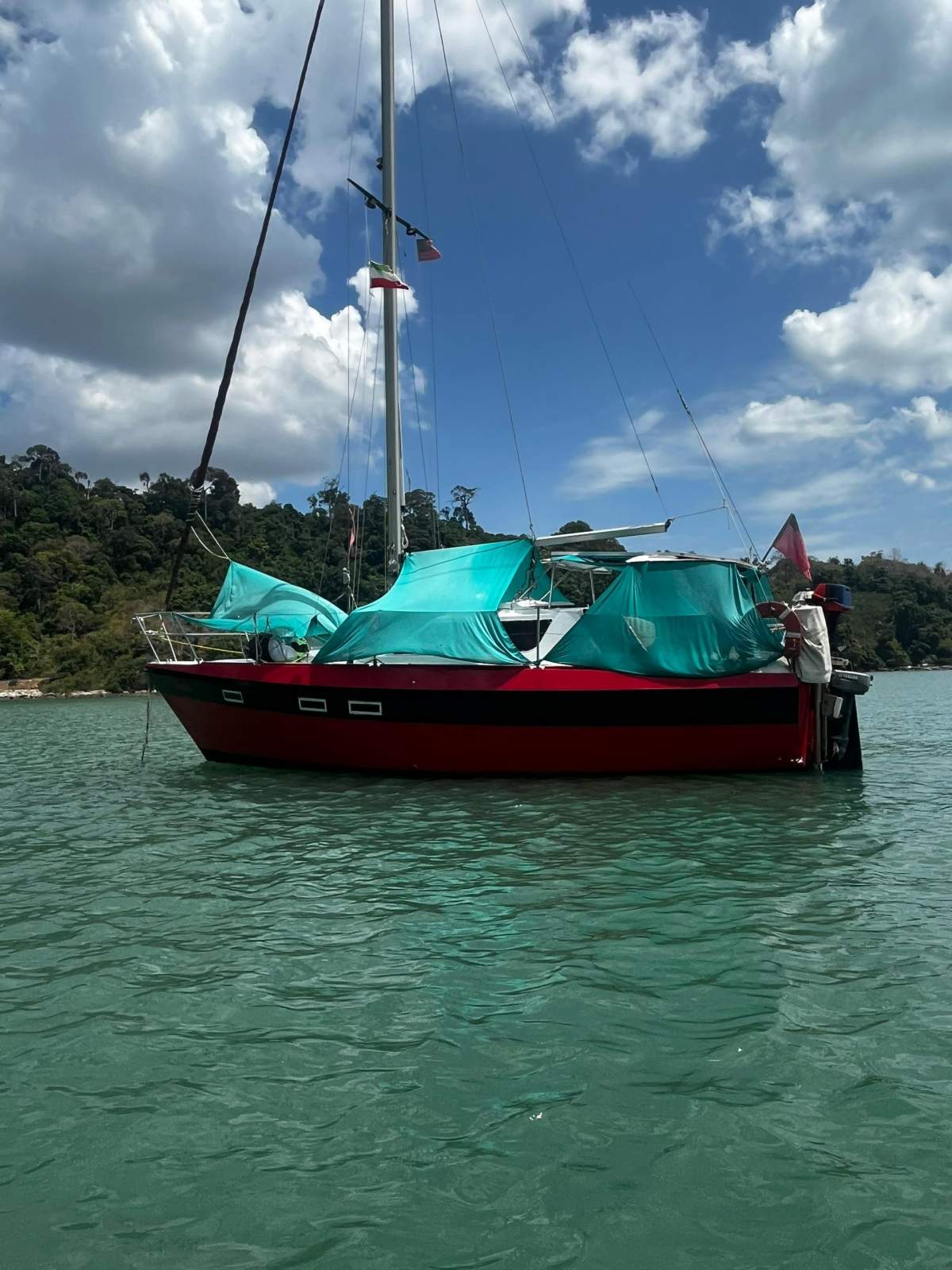 Southerly 95 Built in UK for Sale:Cheap sailing boats Asia