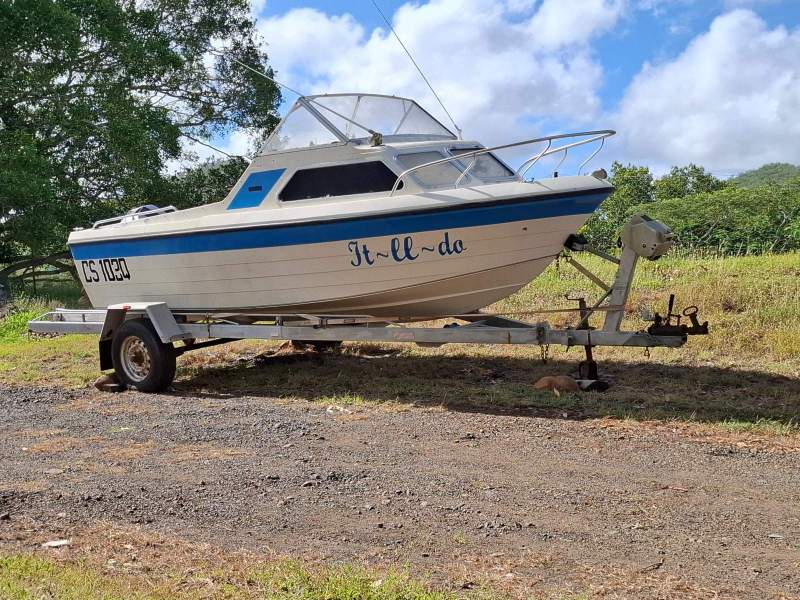 Monark Pandora 5 Metre Half Cabin Custom