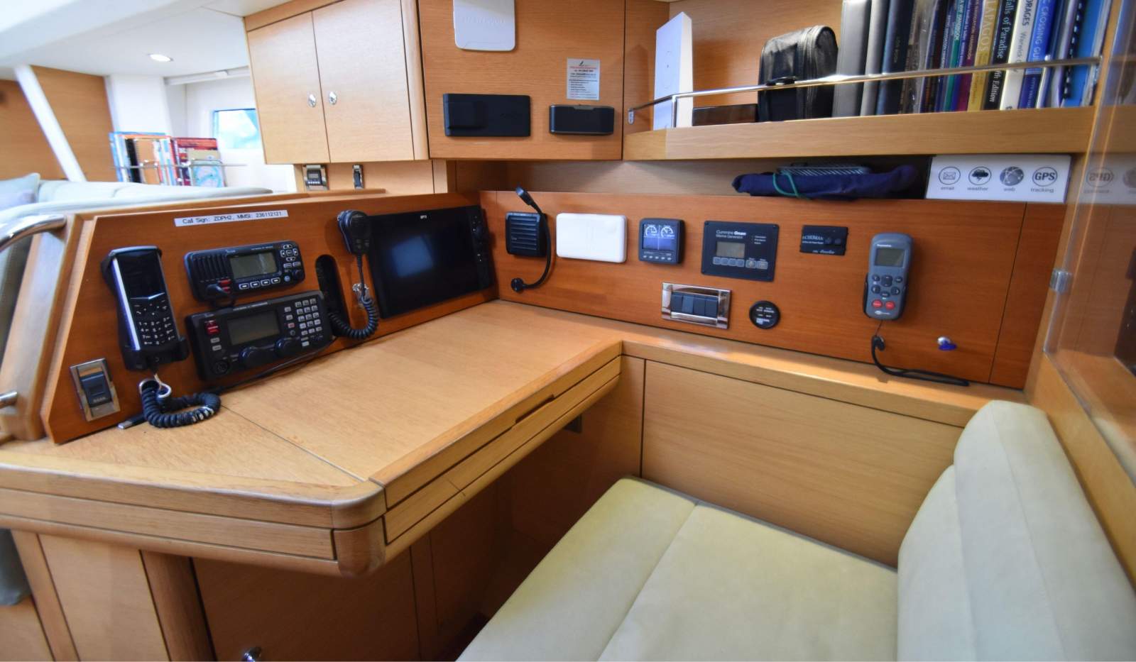 Oyster 545