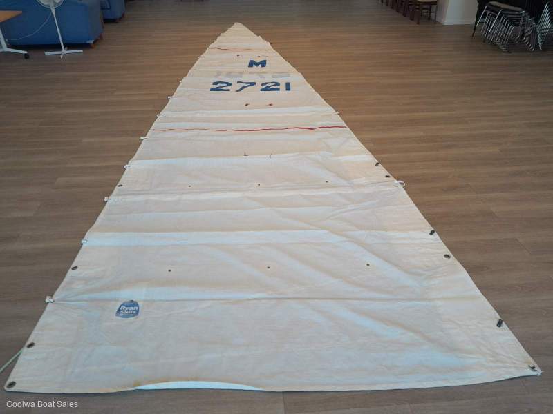 9.1m Mainsail- Dacron in VGC