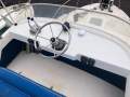 Bertram 25 Flybridge Twin Outboards