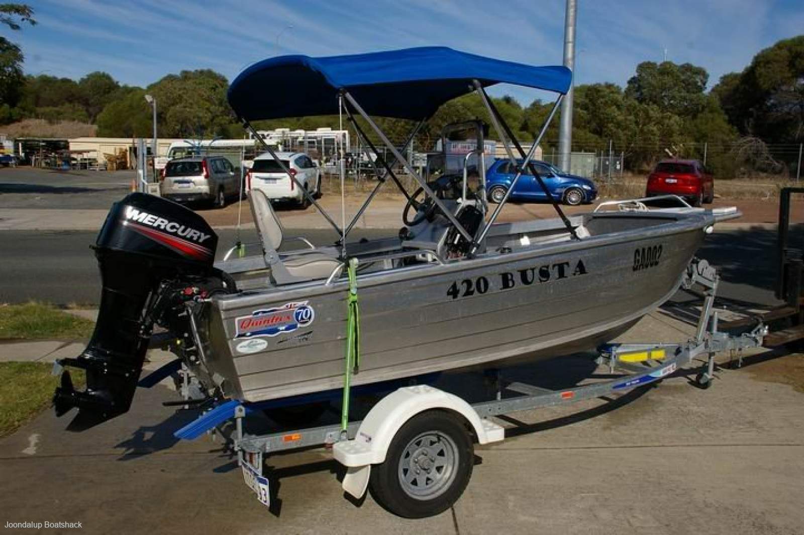 Quintrex 420 Busta Center Console 2015