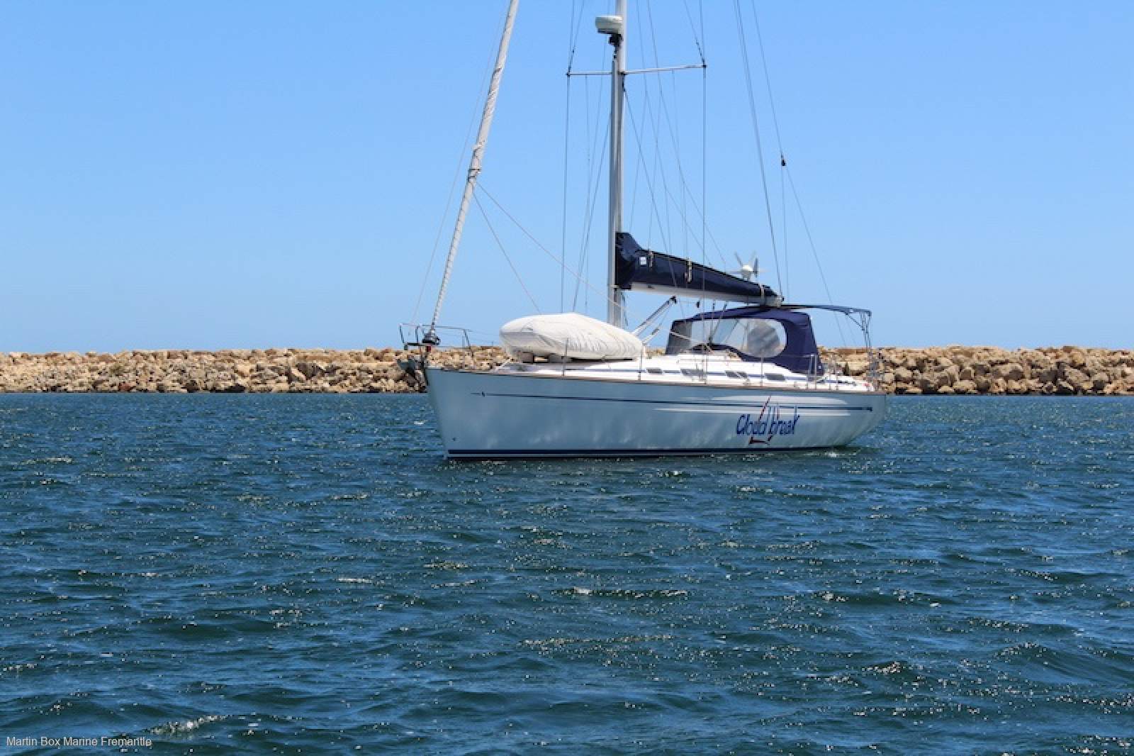 Bavaria 44