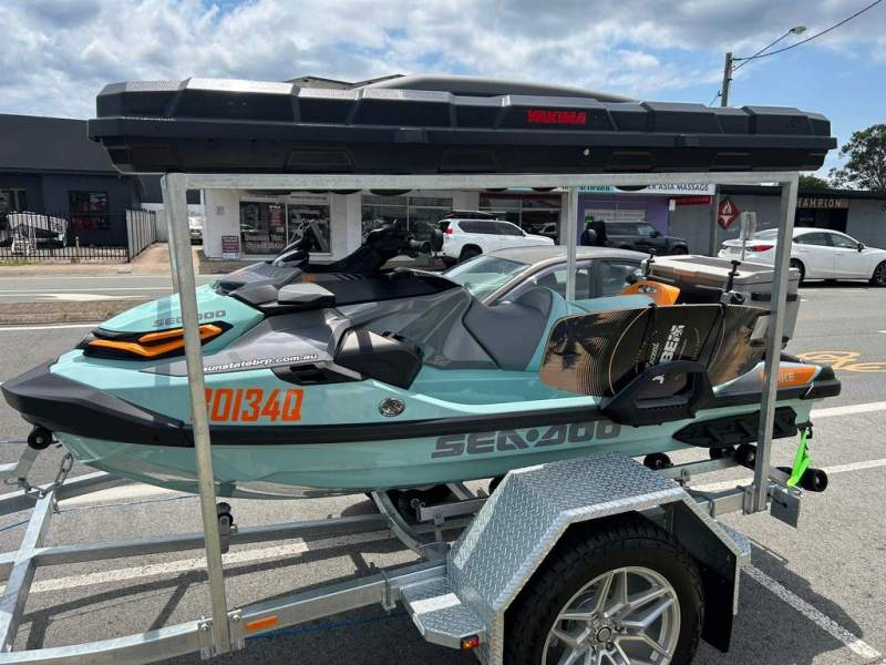 Sea-Doo Wake Pro 230