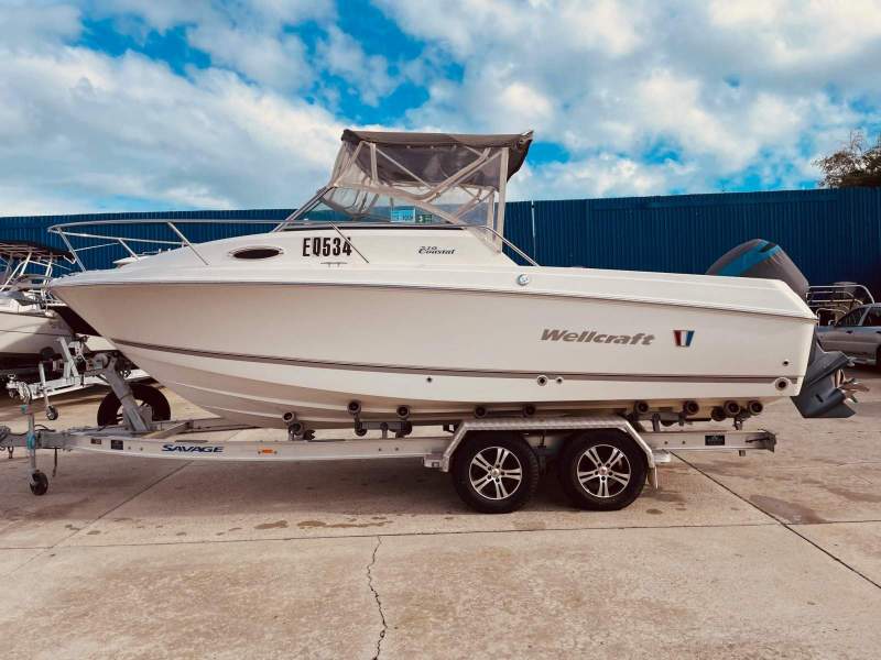 Wellcraft 210 Coastal