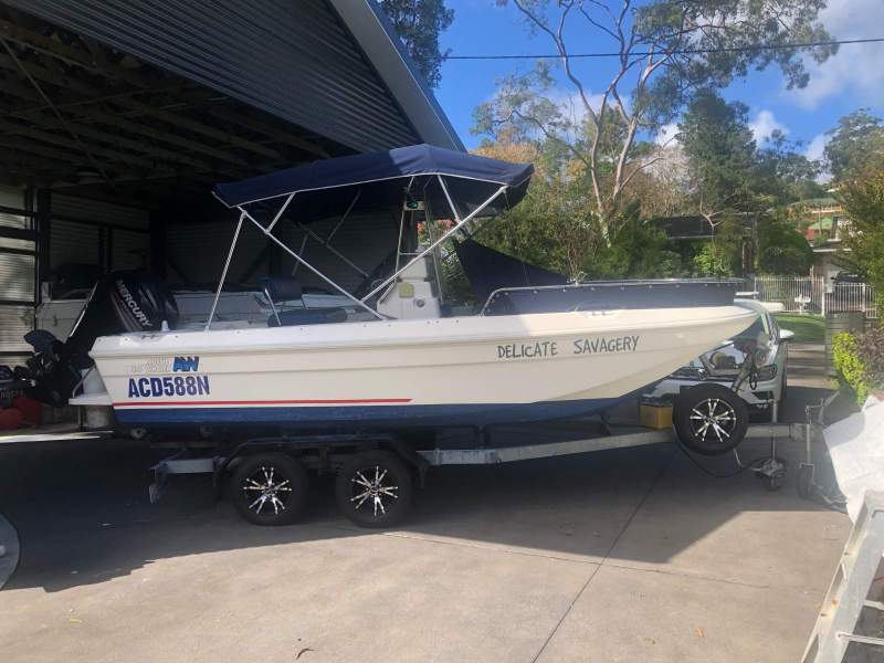 Aussie Whaler 550 Centre Console