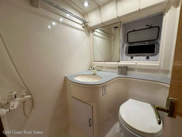 Dyna 58 Flybridge Motoryacht