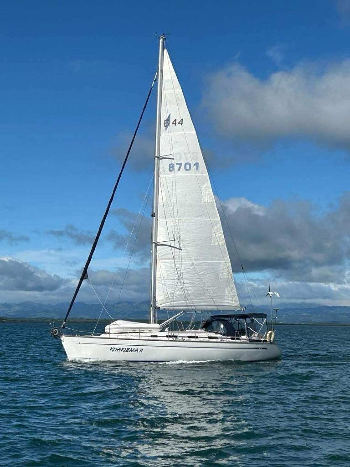 Bavaria 44