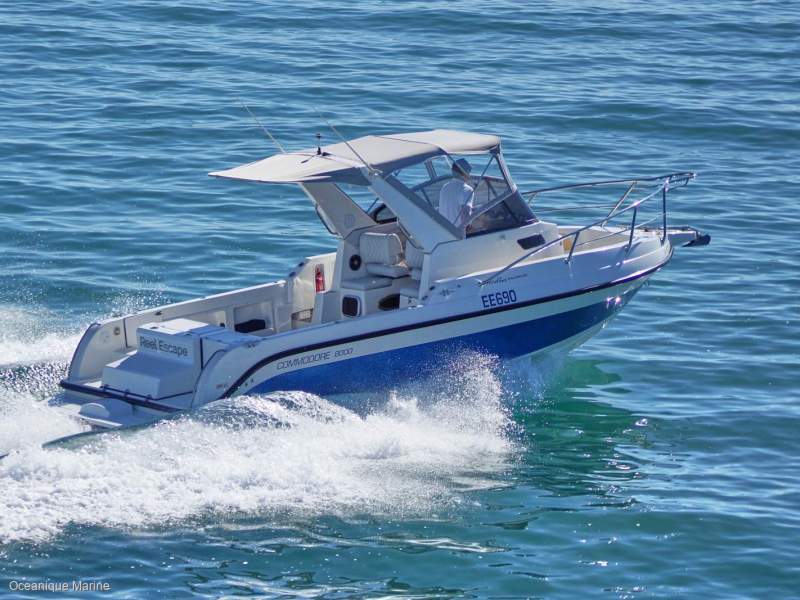 Commodore Abrolhos 8000 Excelllent condtion and low hours!!