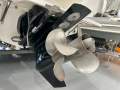 Commodore Abrolhos 8000 Excelllent condtion and low hours!!