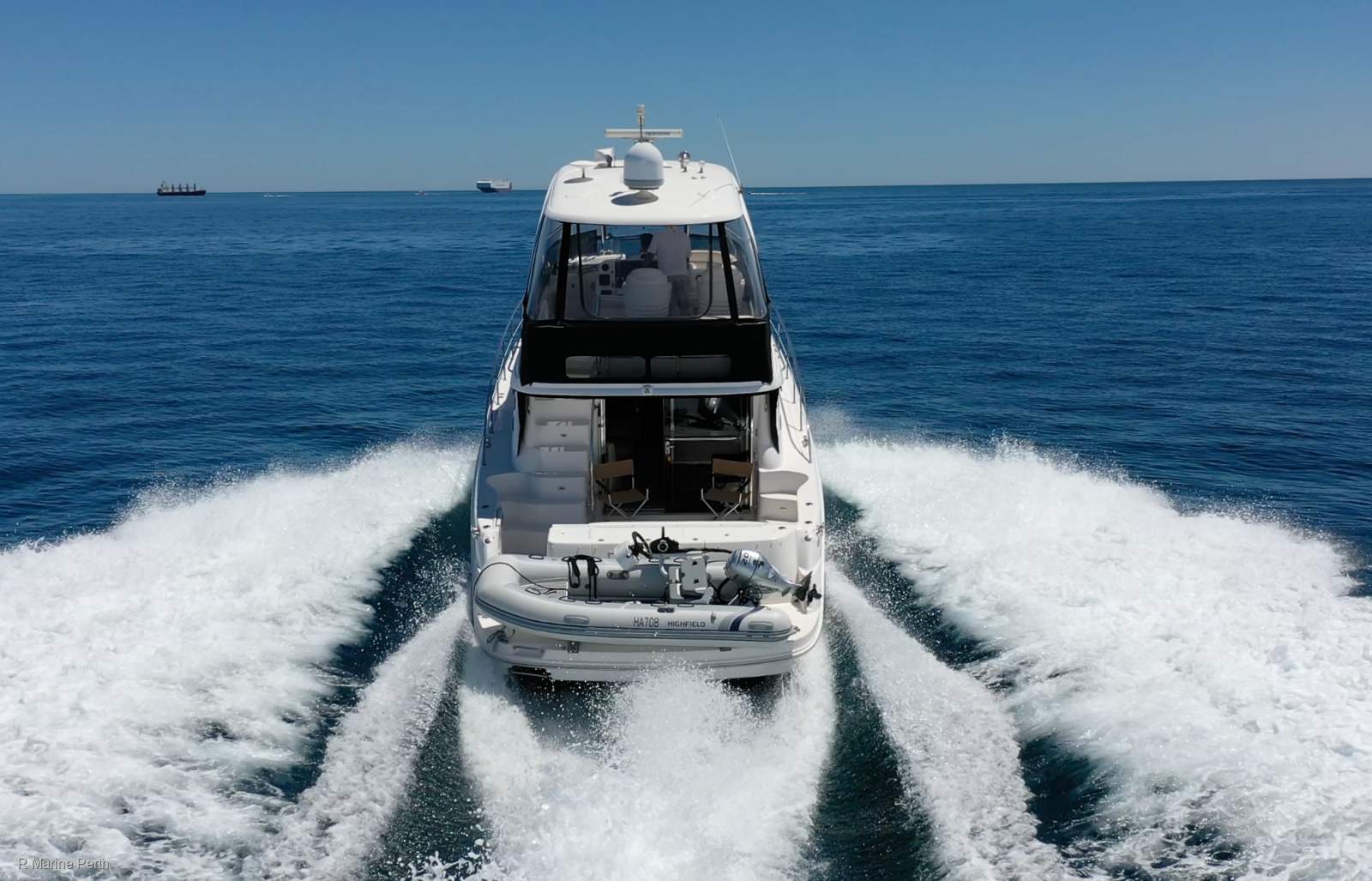 Sea Ray 52 Sedan Bridge