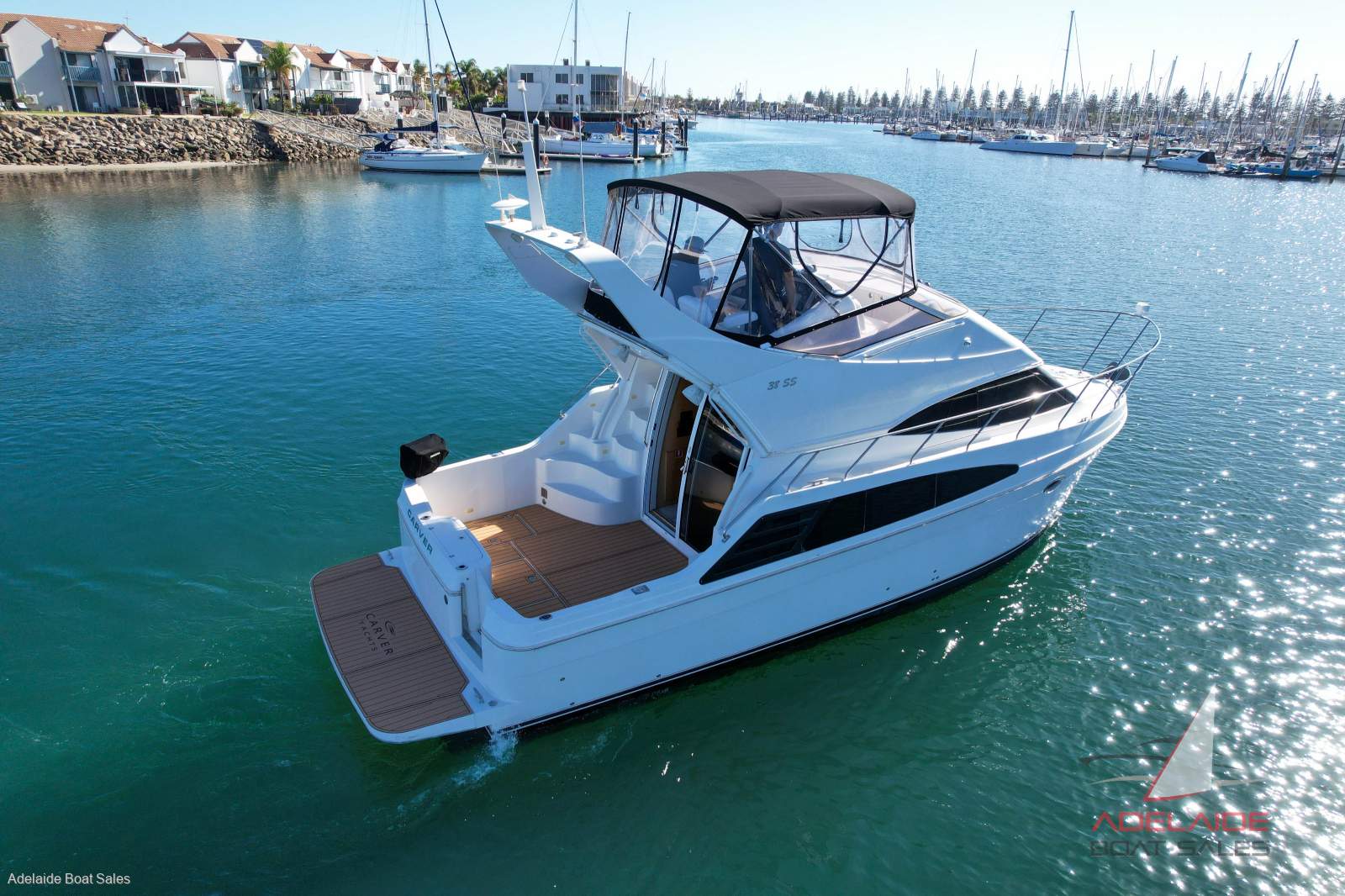 Carver 38 Super Sport diesel shaft + thruster