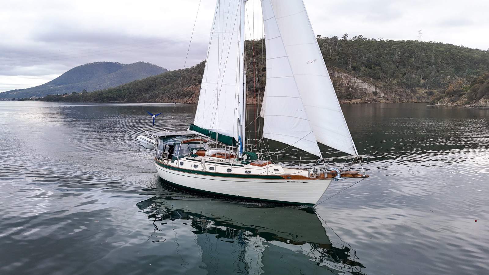 Ta Shing Tashiba 40 SIGNIFICANTLY UPGRADED, NEW ENGINE & RIGGING!