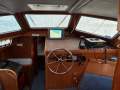 Phantom 40 Deck Saloon