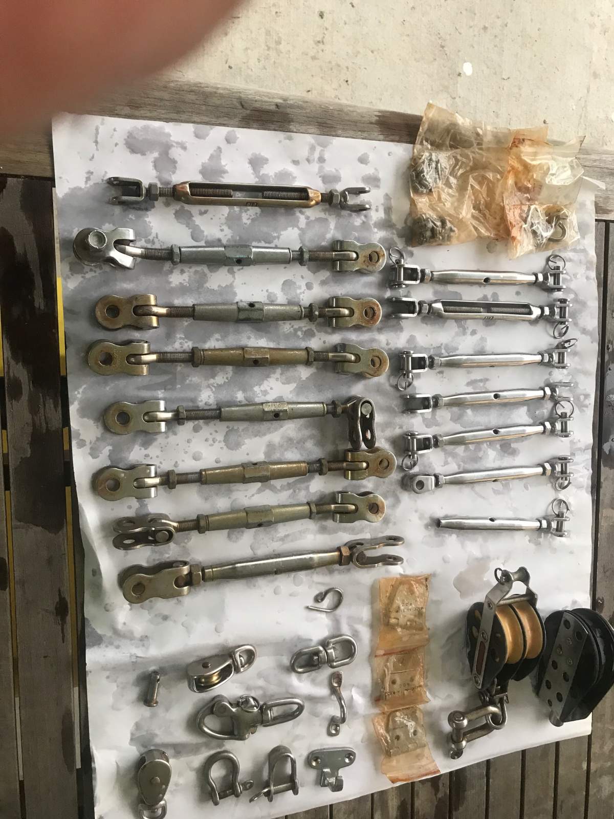 New /used rigging fittings