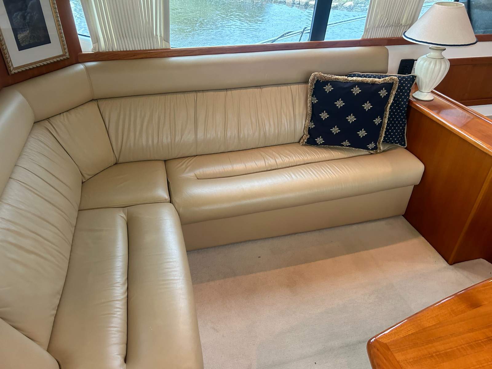 Riviera 37 Platinum