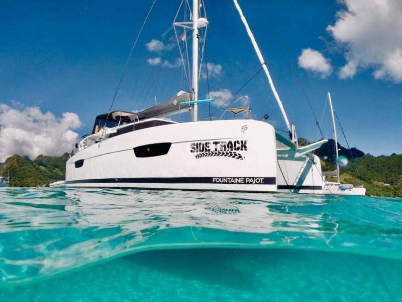 Fountaine Pajot Astrea 42 'SIDE TRACK'