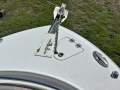Robalo R242