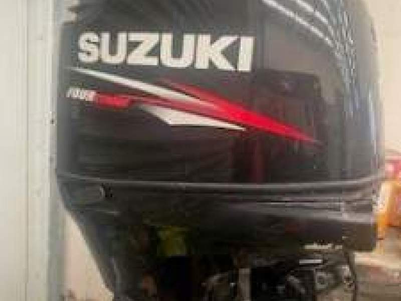 2014 DF 175Z Suzuki 4 stroke engine