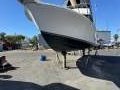 Bertram 31 Flybridge Cruiser