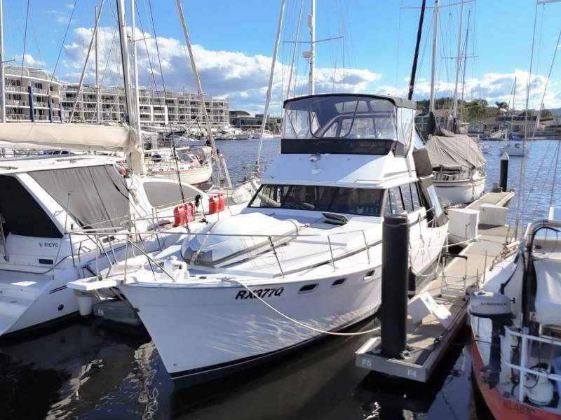 Bayliner 3888 FlyBridge