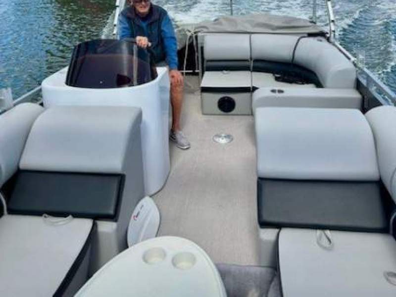 Platinum Pontoon Boats 19 Platinum