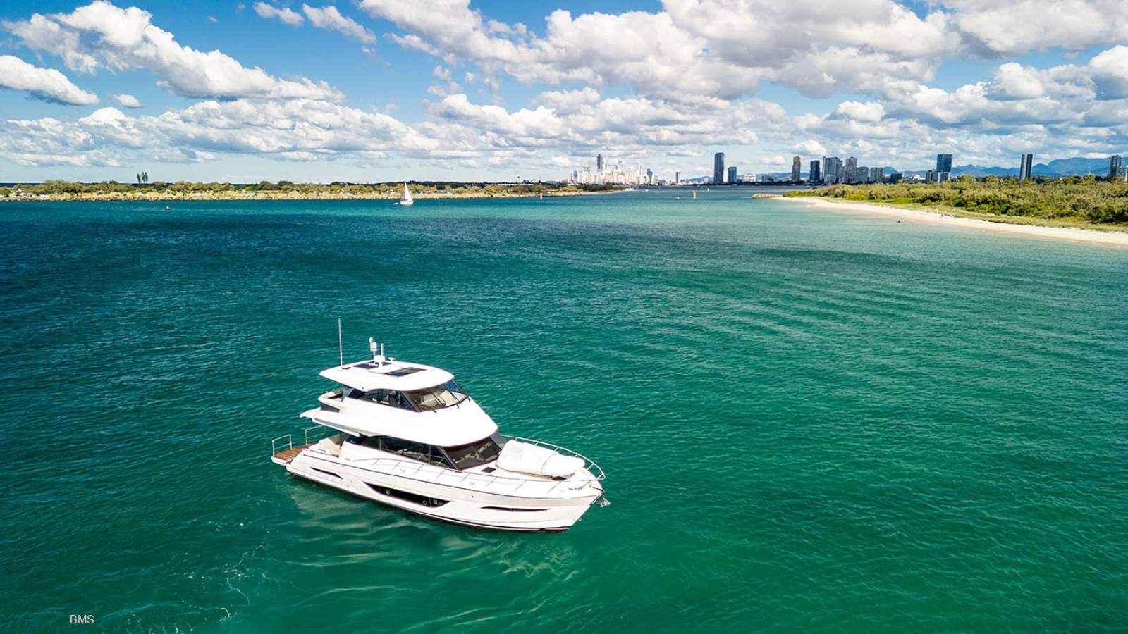 Maritimo M55 Cruising Motor Yacht