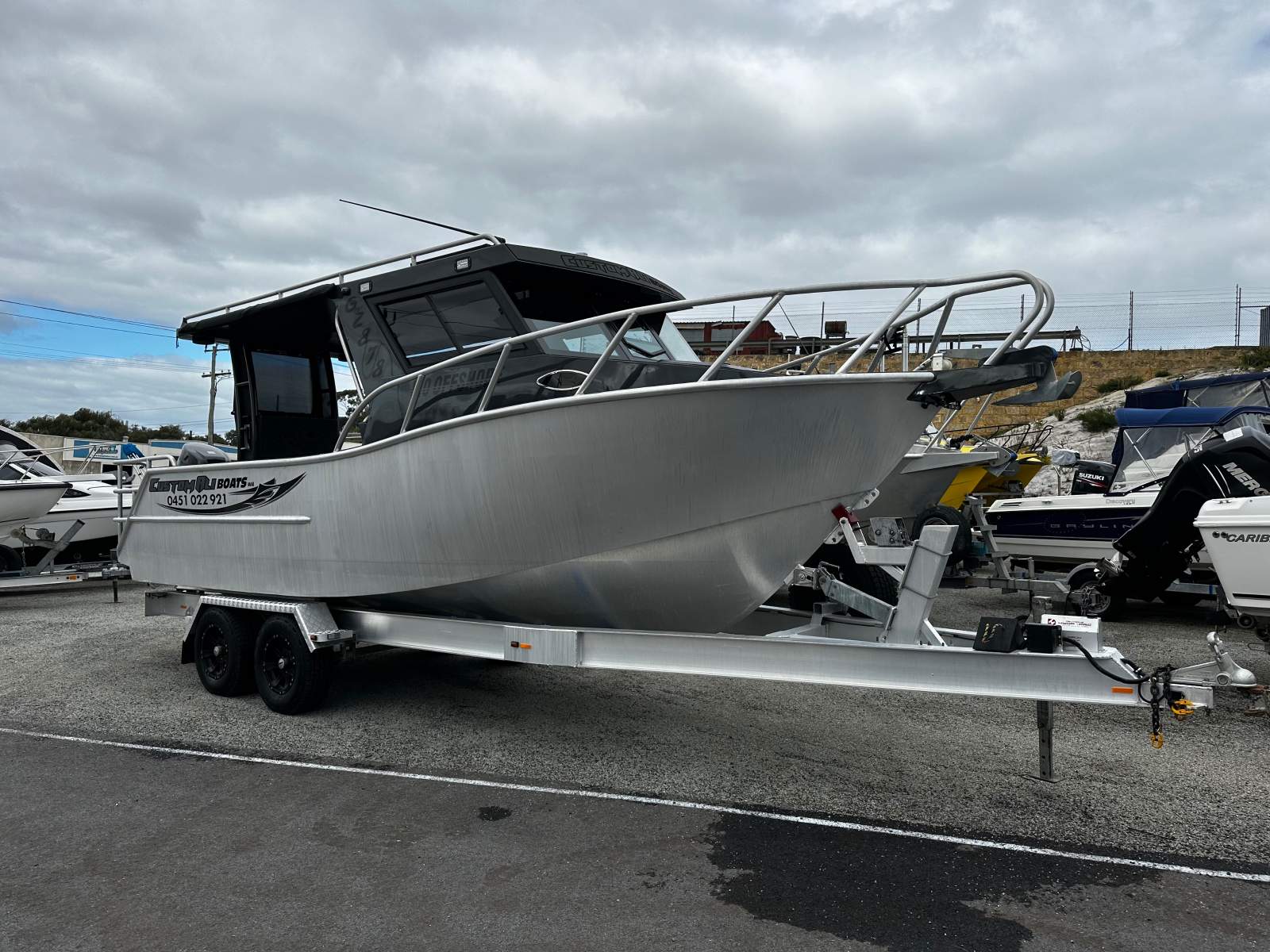 Black Dog 8.0 Offshore AS NEW CONDITION BE QUICK FOR THIS ONE