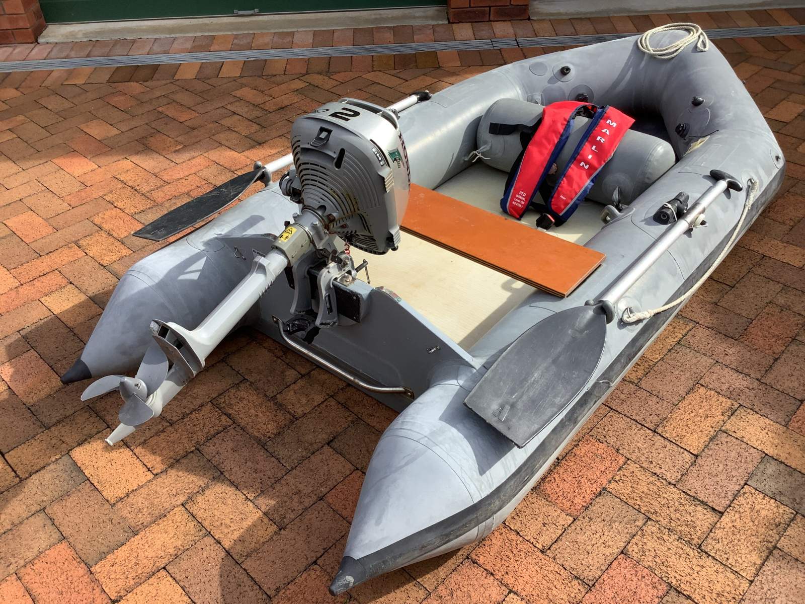 Achilles SPD2 1981 Inflatable includes 2004 Honda 2HP motor.