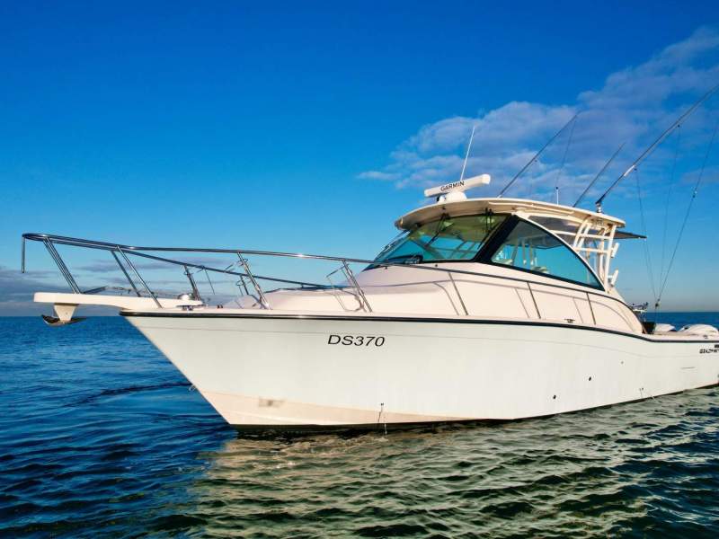 Grady-White Express 370