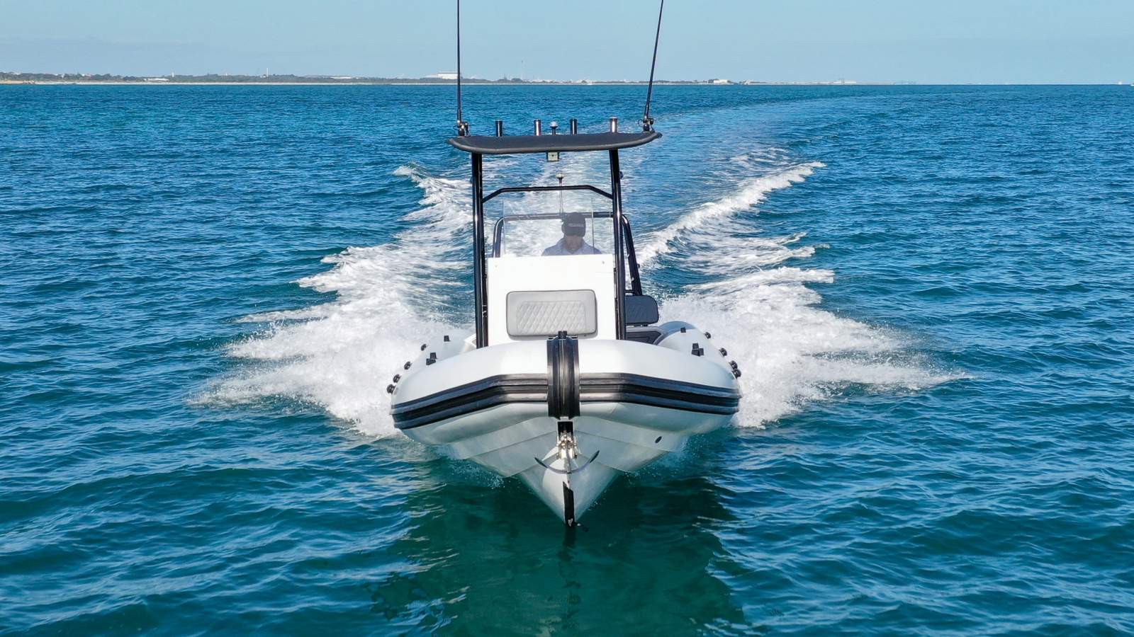 Aristocraft 700 RIB & Road Trailer