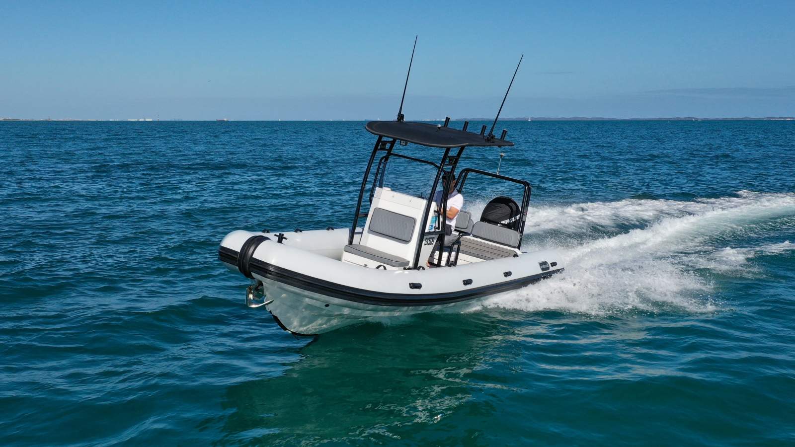 Aristocraft 700 RIB & Road Trailer