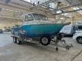 Calibre 7m Custom Offshore Fisher