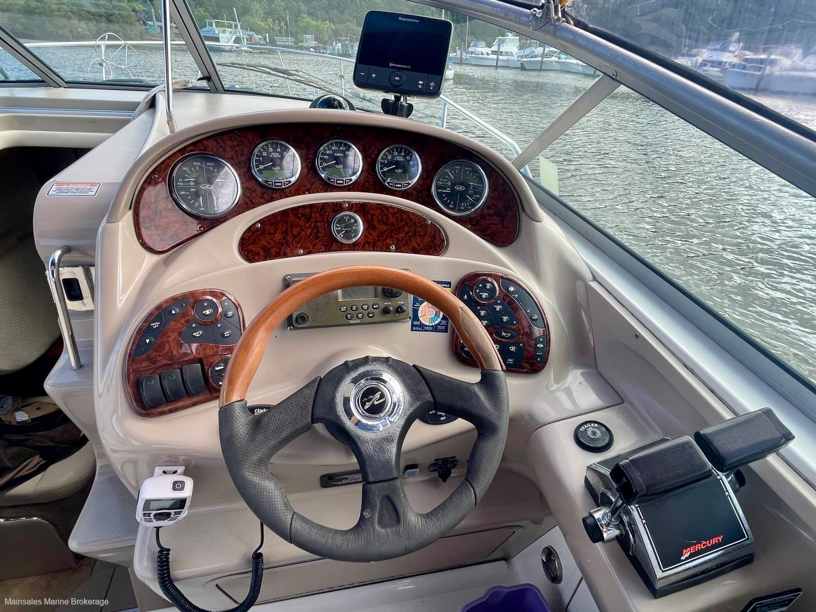 Sea Ray 280 Sundancer